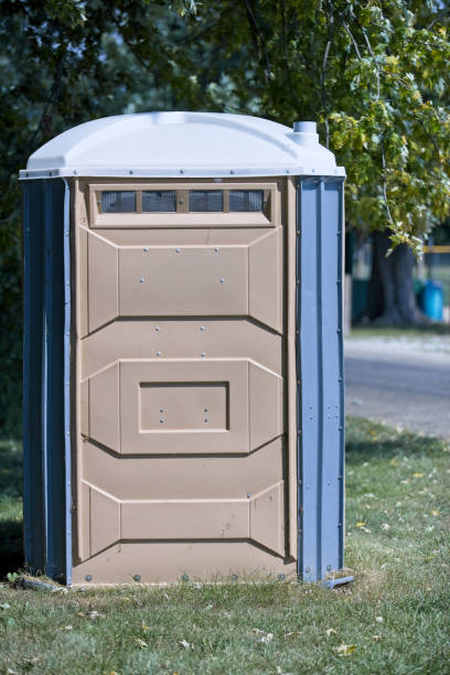Best Portable bathroom rental  in Miller, SD